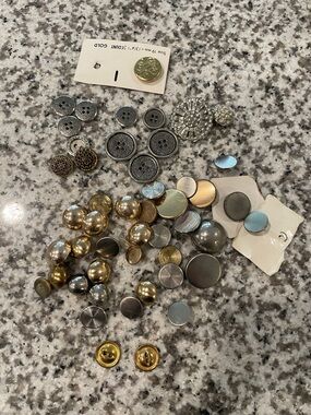 Vintage Lot Of Metal / Brass Buttons